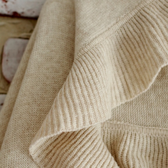 Dressy Ruffled Scarf - Picture 2 of 3